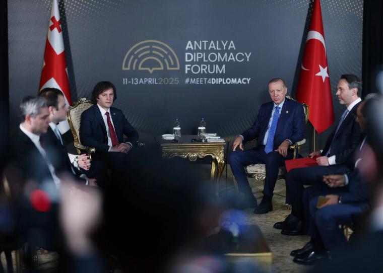 Cumhurbaşkanı Erdoğan’ın 5 Kritik Kararı: Gürcistan Başbakanı Kobakhidze ile Tarihi Buluşma