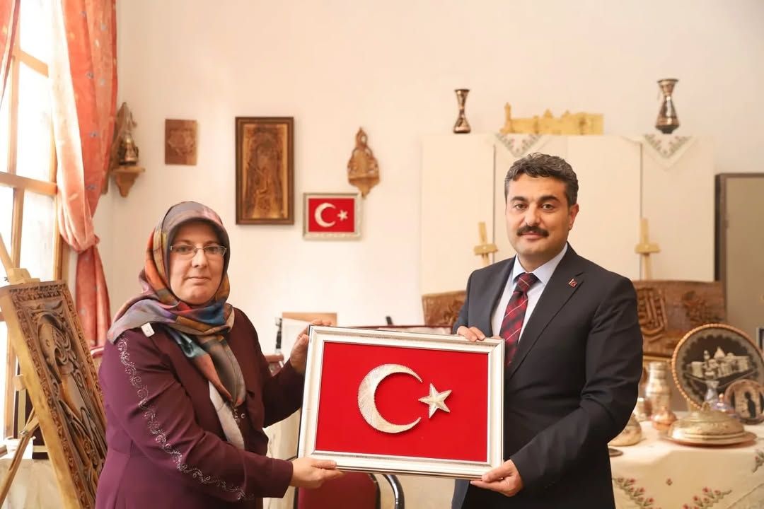 Divriği'de El Sanatları Kurslarıyla Geleneksel Meslekler Yaşatılıyor