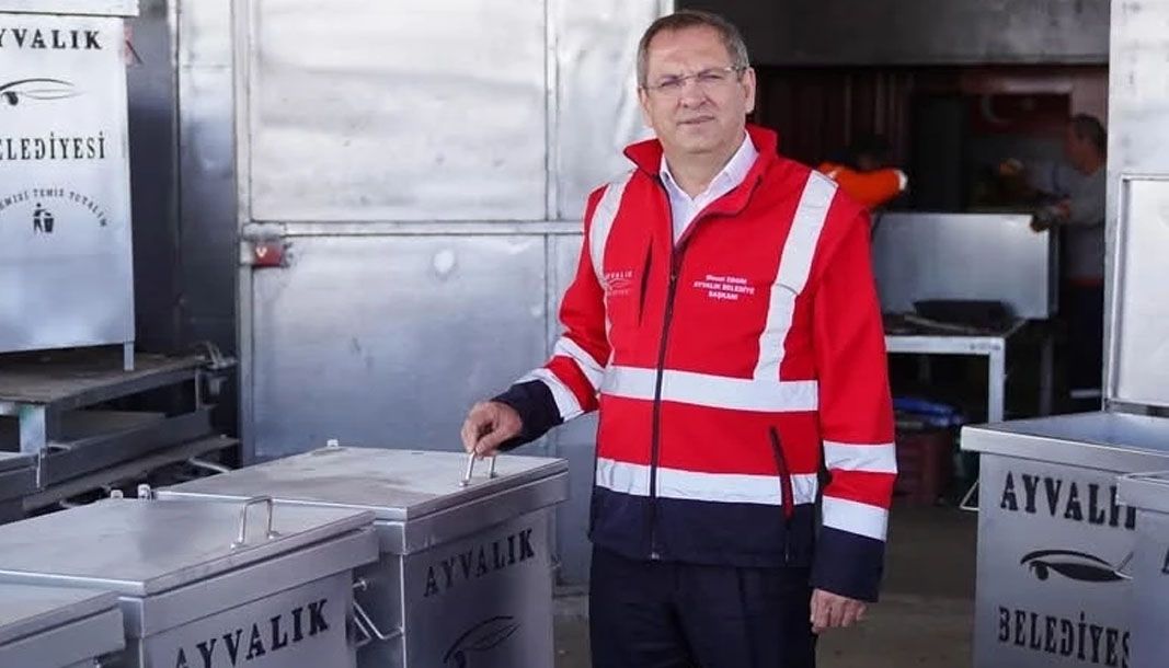 Balıkesir Ayvalık'ta çöp konteynerleri uygun maliyetle üretiliyor - Birlik Haber Ajansı