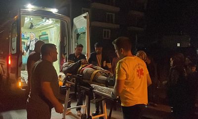 Otomobil elektrikli bisiklete çarptı: 1 yaralı