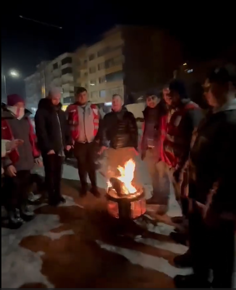 Türk Kızılay Zara’dan Yürek Isıtan Etkinlik: Kayak Yapan Çocuklarla Birlikte İyilik ve Neşe Buluştu
