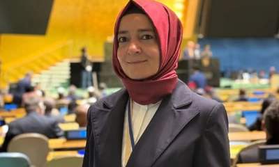 Fatma Betül Sayan Kaya’nın Tıp Eğitimi Tartışılıyor