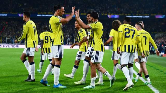 Fenerbahçe’den şok kayıp! Slavia Prag’a takıldı