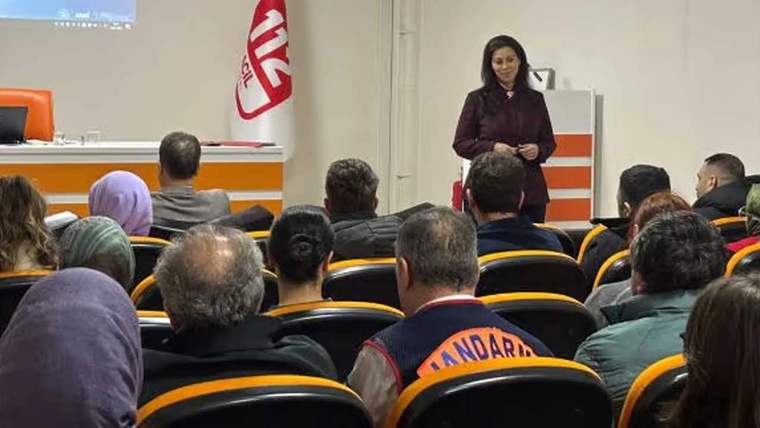 Balıkesir 112 Acil Çağrı Merkezi'nde personel için İletişim Eğitimi düzenlendi - Birlik Haber Ajansı
