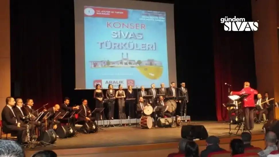Sivas'ta Türk Halk Müziği Rüzgarı Esti