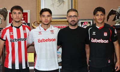 Sivasspor'dan Geleceğe Yatırım: 3 Genç Yetenek A Takıma Yükseldi