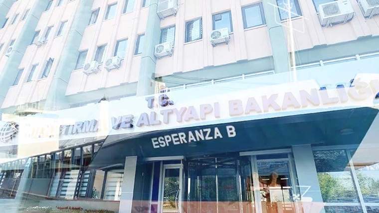 Mersin'de gemi yan yattı: Mürettabat tahliye ediliyor
