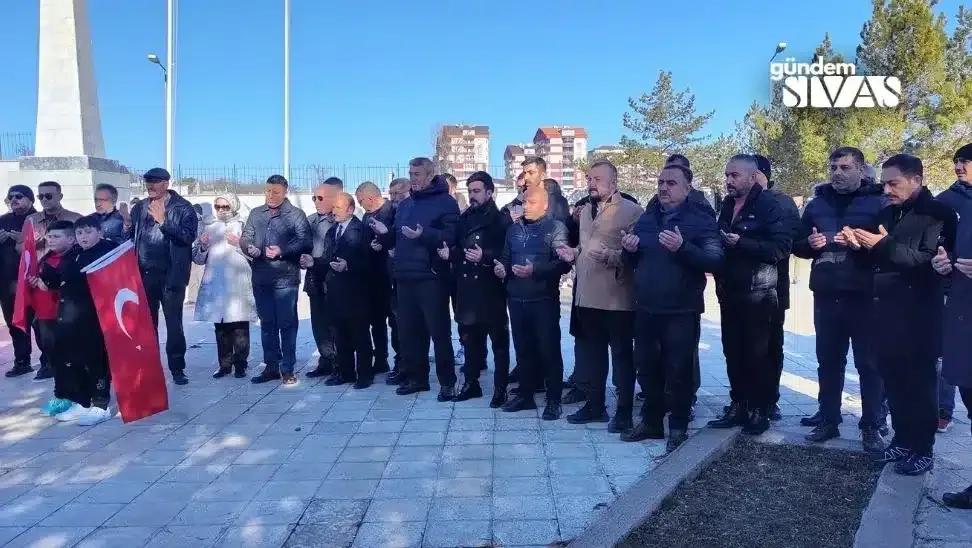 Sivas'ta Şehitler için Yürüyüş Düzenlendi