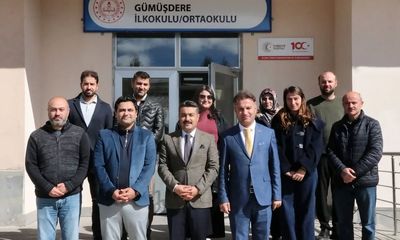 Sivas Milli Eğitim Müdürü Fatih Erdoğan, Gümüşdere İlkokul Ortaokulu'nu Ziyaret Etti
