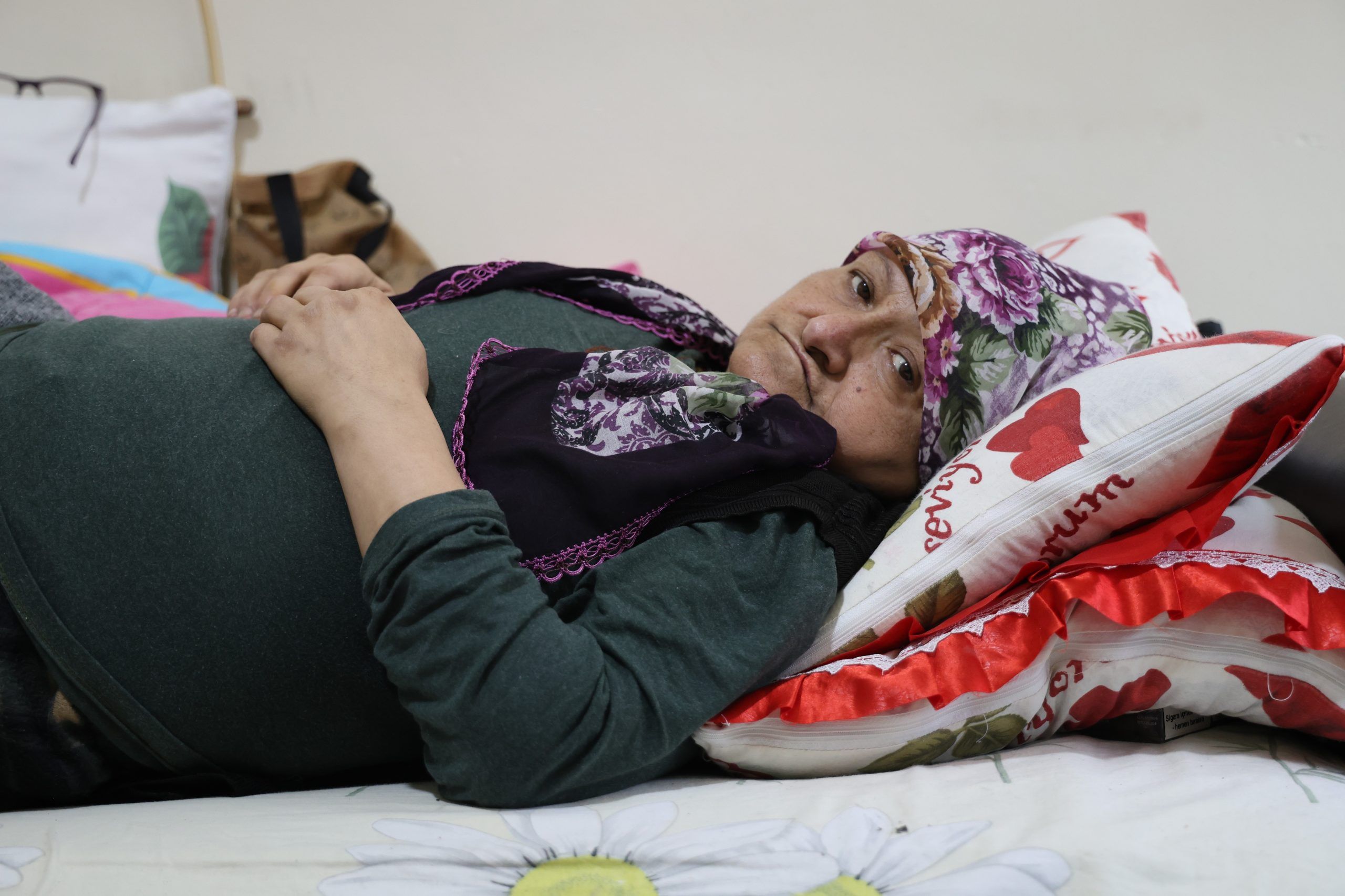 Yatağa Bağımlı Kadının Dramı: Sivas'ta Tedavi Parası Dolandırıcılığı