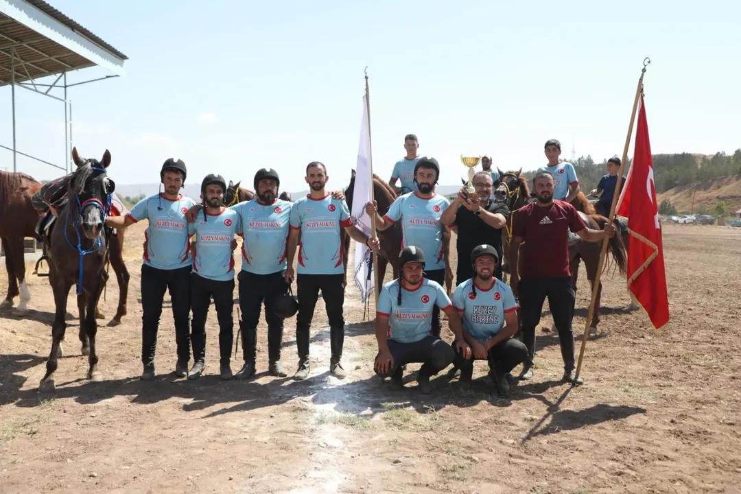 Sivas'ta Atlı Cirit İl Birinciliği Coşkuyla Sona Erdi