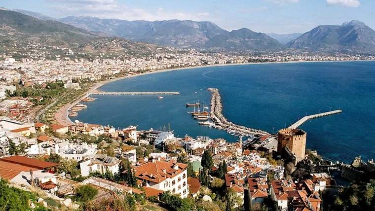 Alanya'daki yerleşik yabancılar perişan oldu: 'Akıl tutulması'