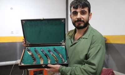 Sivaslı Ustadan Özel Koleksiyon: 10 Bin Koç Boynuzundan Seçilen Eşsiz Bıçaklar