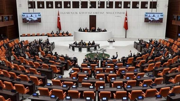 Noterlik Kanunu ile Bazı Kanunlarda Değişiklik Yapılmasına Dair Kanun TBMM'den geçti