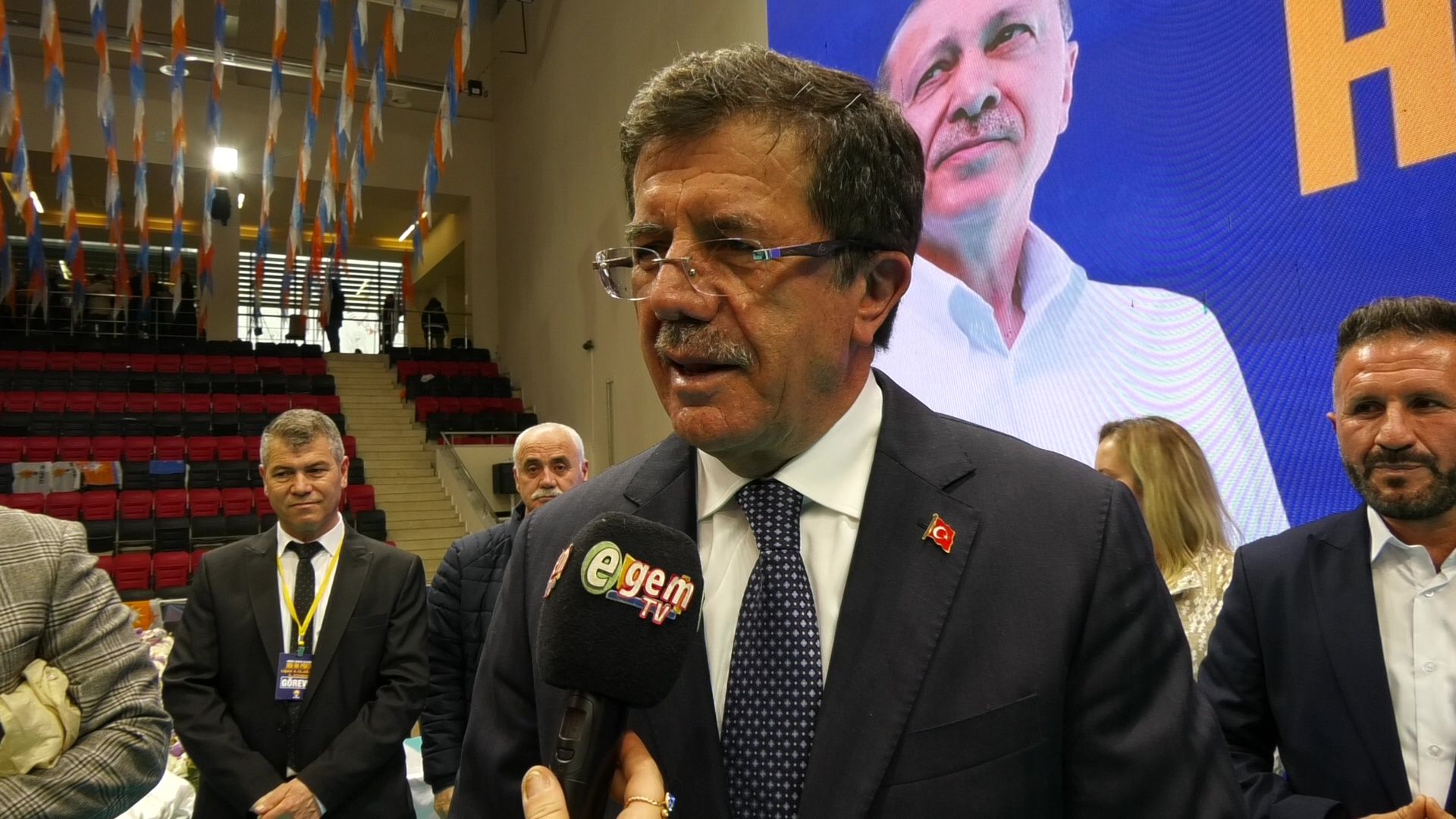 AK Parti Genel Başkan Yardımcısı Nihat Zeybekçi: " Uşak bir merkez haline gelecek" - Birlik Haber Ajansı