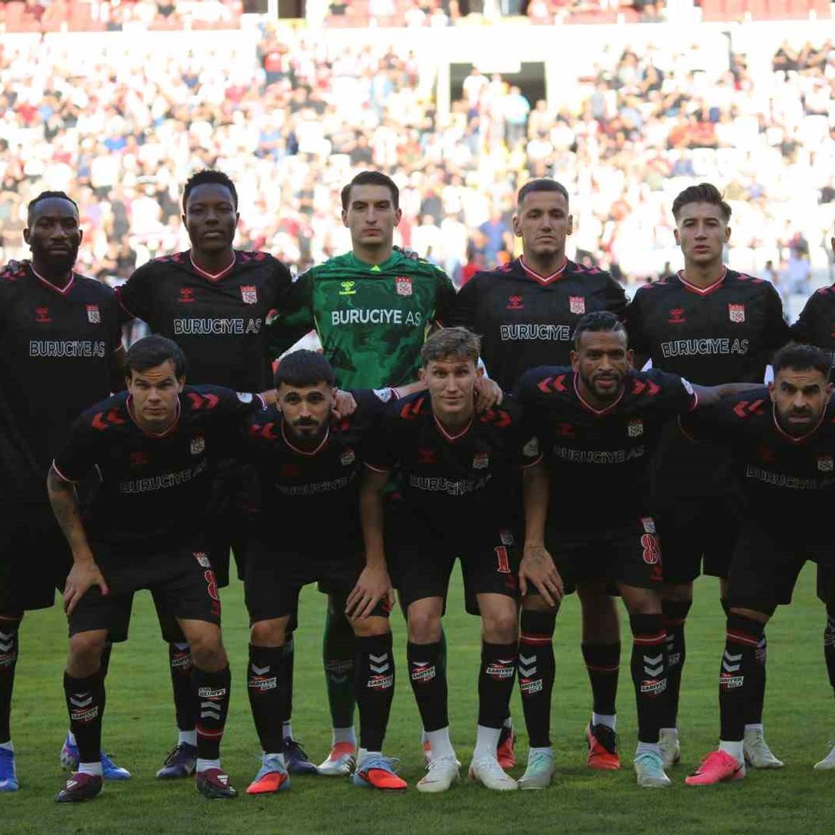 Sivasspor’da dört futbolcu için tedavi ve rehabilitasyon başladı