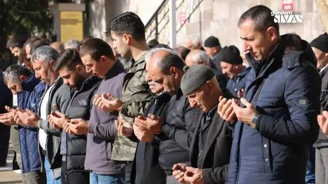 Yüzyıllardır Var Olan Camide Dualar, Filistin İçin Yükseldi