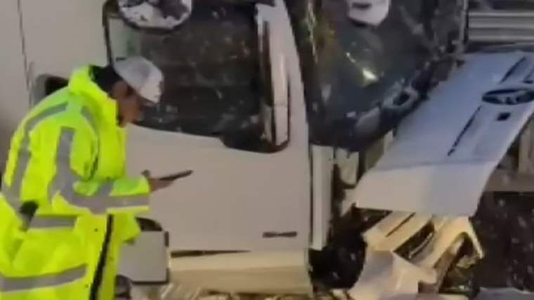 Sivas-Malatya Karayolu'nda Zincirleme Kaza: 1 Ölü, 5 Yaralı