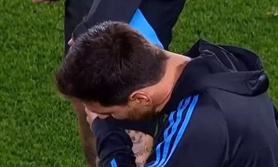 Lionel Messi Gözyaşlarını Tutamadı!