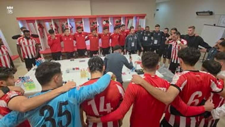 Sivasspor'da Soyunma Odası Coşkusu: Zafer Sevinci Paylaşıldı
