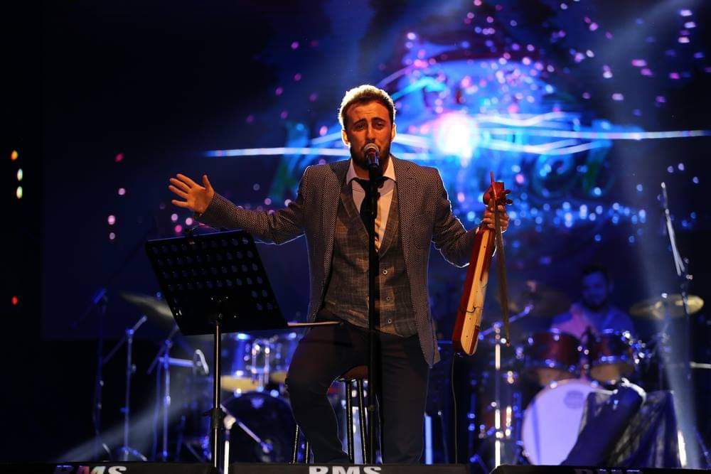 Karadeniz’de güçlü bir ses; Alparslan Kurtoğlu’nun İlk Teklisi “Zalim Felek” Yayında - Birlik Haber Ajansı
