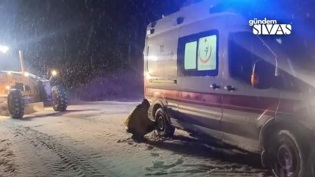 Kar Nedeniyle Köyde Mahsur Kaldı