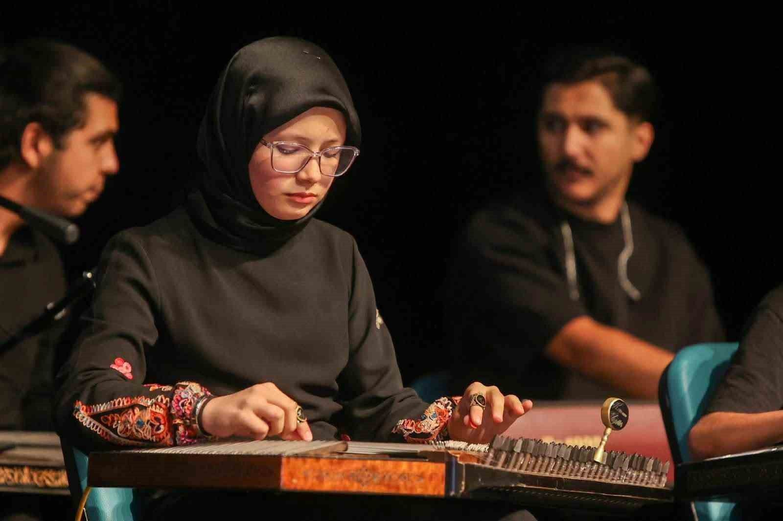 Sivas'ta sergi ve konser nasıl aynı çatı altında buluştu