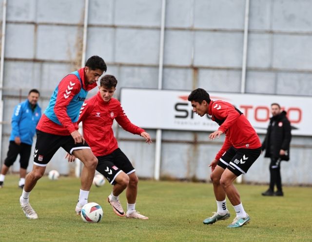 Sivasspor, Kasımpaşa Maçına Hazırlanıyor