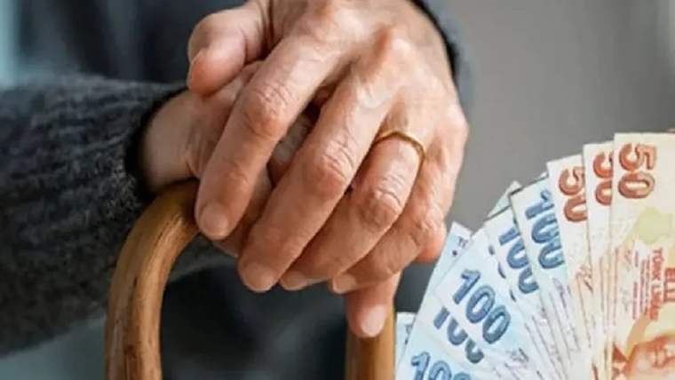 Aralık ayı aylıkları hesaplara yatırıldı