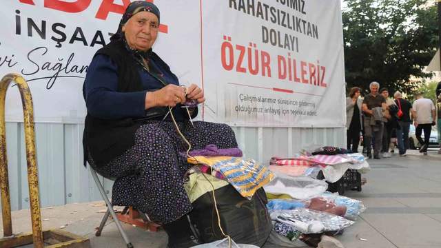 Boyu uzun olduğu için okula gidemedi, Sivas'ta el işiyle yaşıyor