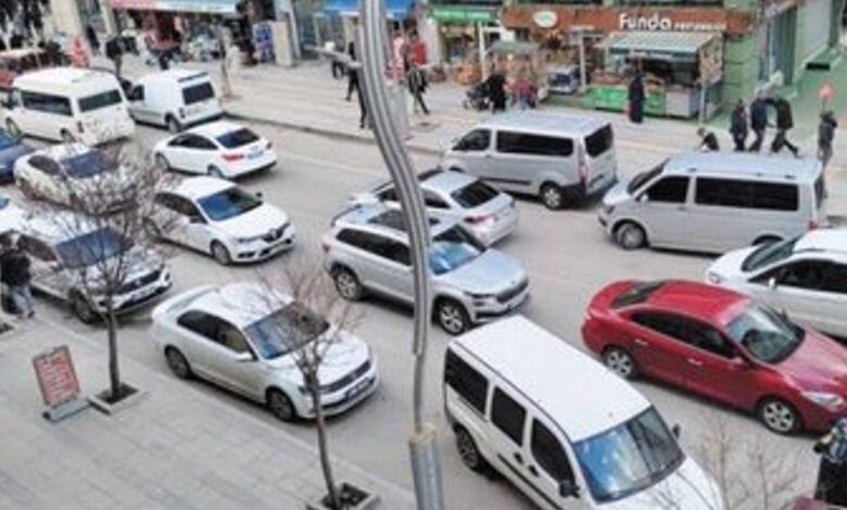 Van’da trafik sorunu çileye döndü! - Birlik Haber Ajansı
