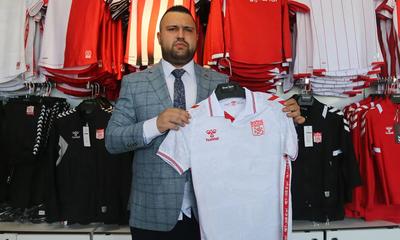 Sivasspor’a Dev Destek: İş İnsanı Alper Çaça’dan Kritik Maç Öncesi Destek