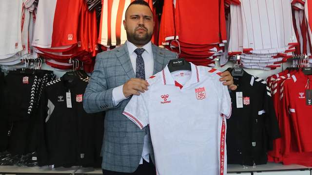 Sivasspor’a Dev Destek: İş İnsanı Alper Çaça’dan Kritik Maç Öncesi Destek