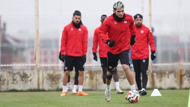 Özbelsan Sivasspor’da Bandırmaspor Mesaisi Sürüyor: Taktik Prova Yapıldı