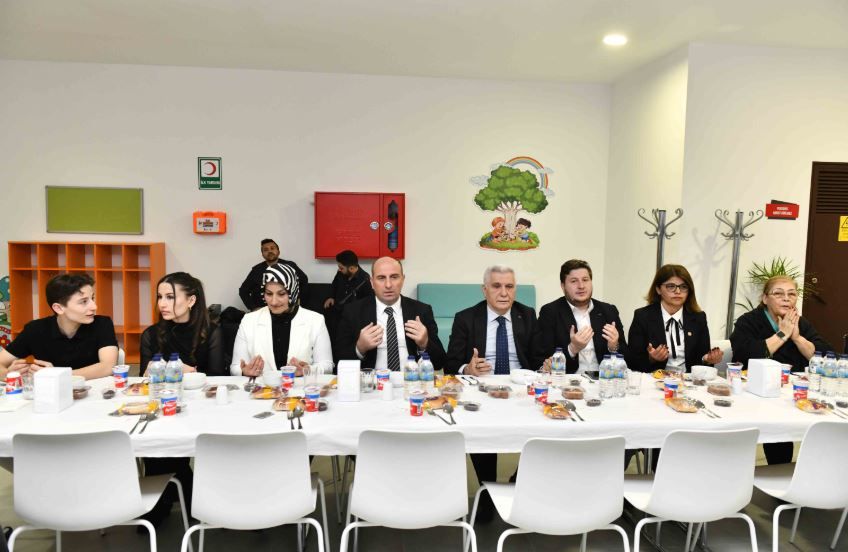 Başkentte Ramazan bereketi: ABB'den dayanışma sofraları - Birlik Haber Ajansı