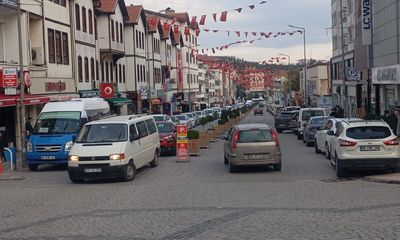 Beypazarı'nda Milli Egemenlik Caddesi'nde araç park etmek ücretli oldu - Birlik Haber Ajansı