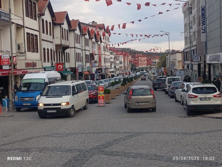 Beypazarı'nda Milli Egemenlik Caddesi'nde araç park etmek ücretli oldu - Birlik Haber Ajansı