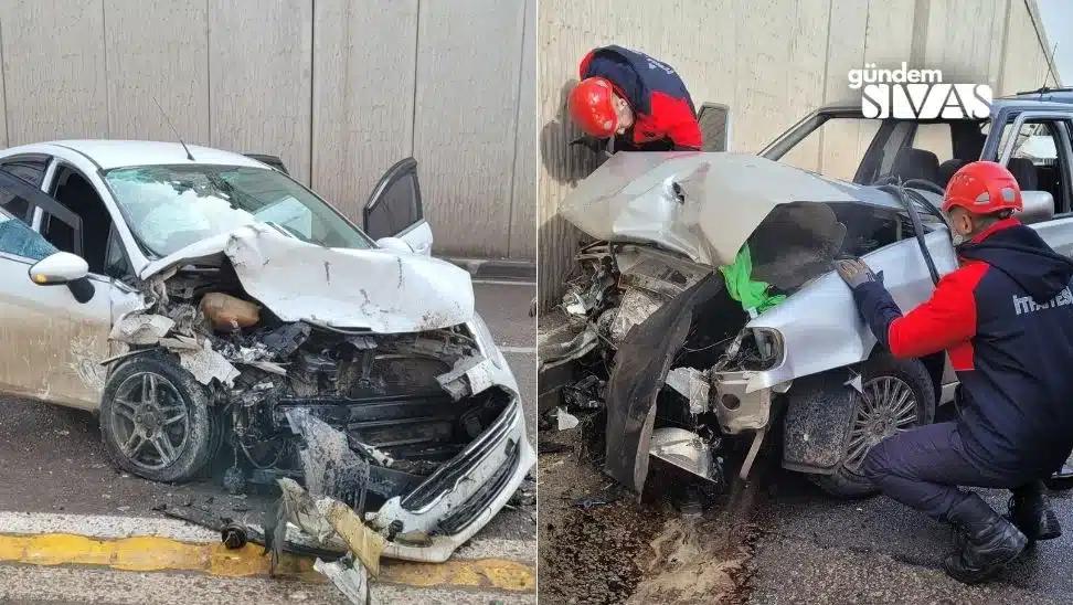 Otomobiller Kafa Kafaya Çarpıştı: 3 Yaralı