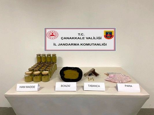 Ezine ve Biga'da jandarma operasyonu: 4 gözaltı - Birlik Haber Ajansı