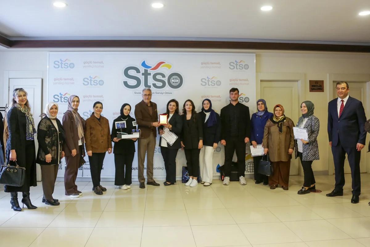 Akademisyenler, Öğrenciler ve Kadın Girişimciler Aynı Atölyede Buluştu