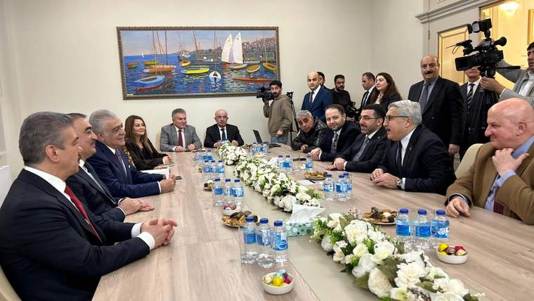 Milletvekili Çalkın, "Haydar Aliyev 100 Yıllık" madalyası törenine katıldı - Birlik Haber Ajansı