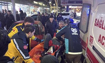 Sivas Sebze Hali’nde Silahlar Konuştu: Güvenlik Kamerasına Yansıyan Kavgada 2 Kardeş Yaralandı