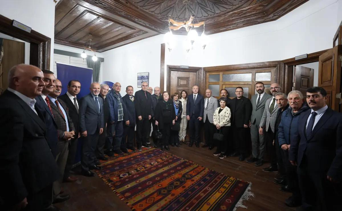 Kritik Buluşma: Başkan Adem Uzun, Kent Konseyi Üyeleriyle Bir Araya Geldi