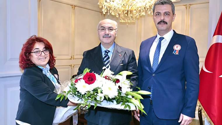 Vali Köşger’e “Vergi Haftası” ziyareti... - Birlik Haber Ajansı