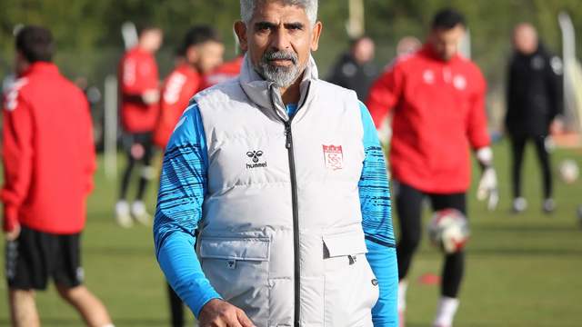 Sivasspor’da Play-Off İnancı Güçleniyor: Kritik 6 Maç Vurgusu