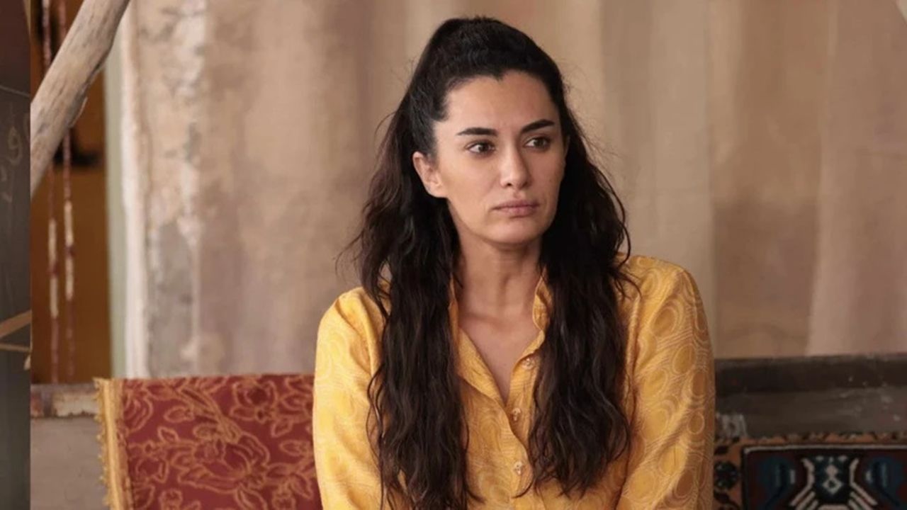 Hande Doğandemir’den Evlilik sinyali! çeyizim hazır