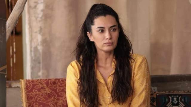 Hande Doğandemir’den Evlilik sinyali! çeyizim hazır
