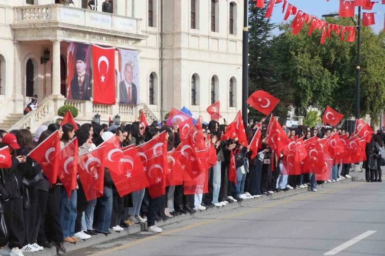 103. yıl coşkusu Sivas’ta Atatürk Kongre Müzesi’nde yaşandı