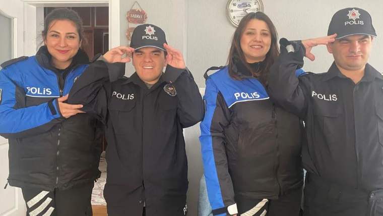 Burdur’da Furkan ve Ali kardeşlerin polis olma hayali gerçek oldu - Birlik Haber Ajansı
