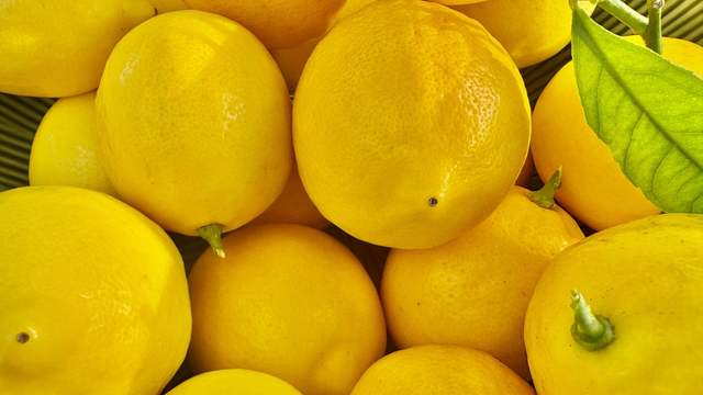 Üreticide 10 TL Olan Limon Markette 84,84 TL